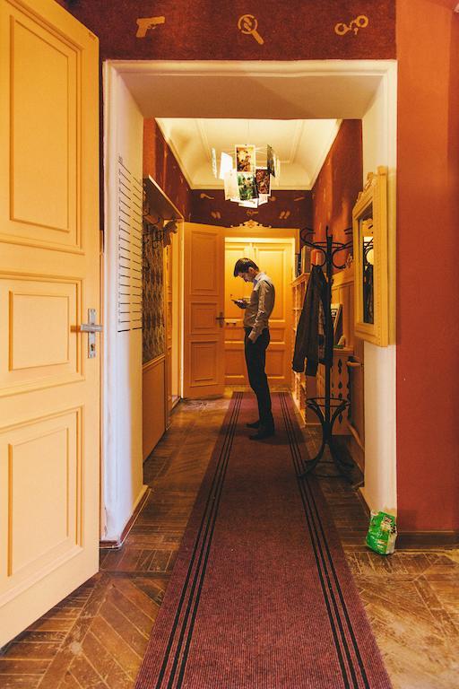 Elementary Hostelオデッサ エクステリア 写真