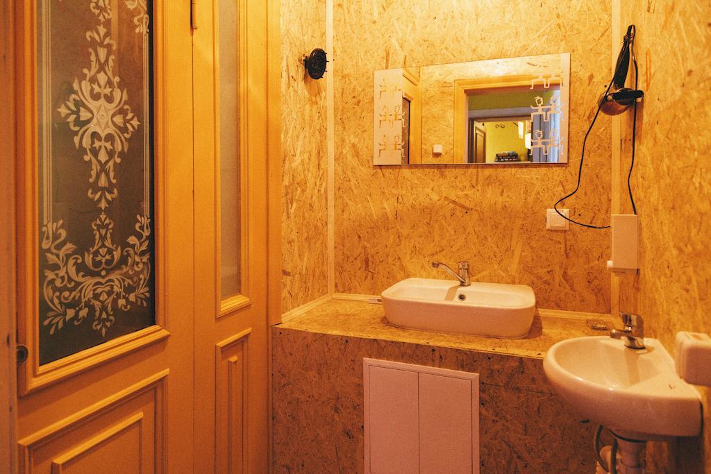 Elementary Hostelオデッサ エクステリア 写真